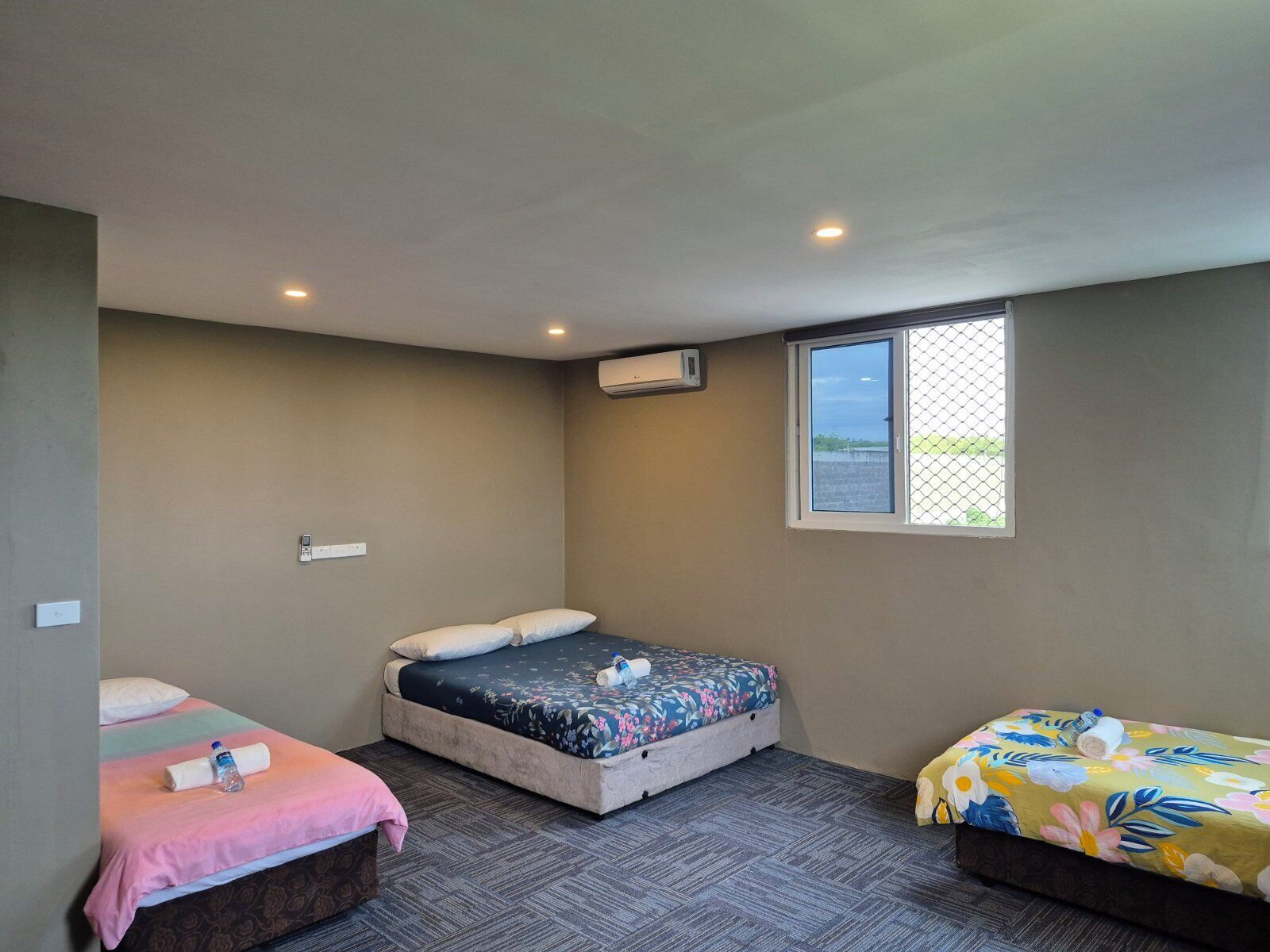 Ropa de cama de alta calidad y colchones con efecto memoria 