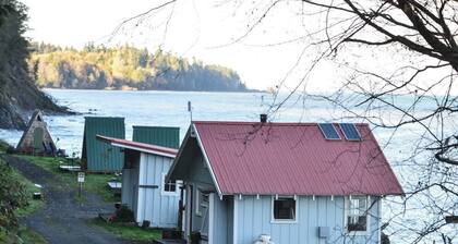 Jasper Inn Olympic Beach Cabin on the Strait of Juan De Fuca