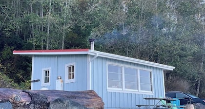 Jasper Inn Olympic Beach Cabin on the Strait of Juan De Fuca