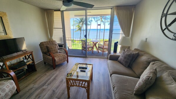 Smart TV, DVD player, stereo