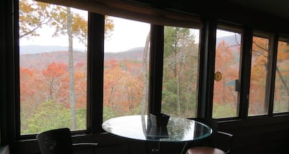 ¡Vista desde la montaña! - Privado-Romántico - ¡Salir por la puerta! -Wifi