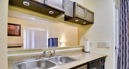 Beau condo prĂšs du domaine