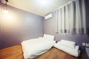 Room (Ondol) | Blackout curtains, iron/ironing board, free WiFi, bed sheets - Gunsan La Siesta Hotel (Gunsan)