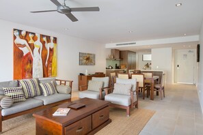 Sea Temple Private Penthouse 407 | Living area