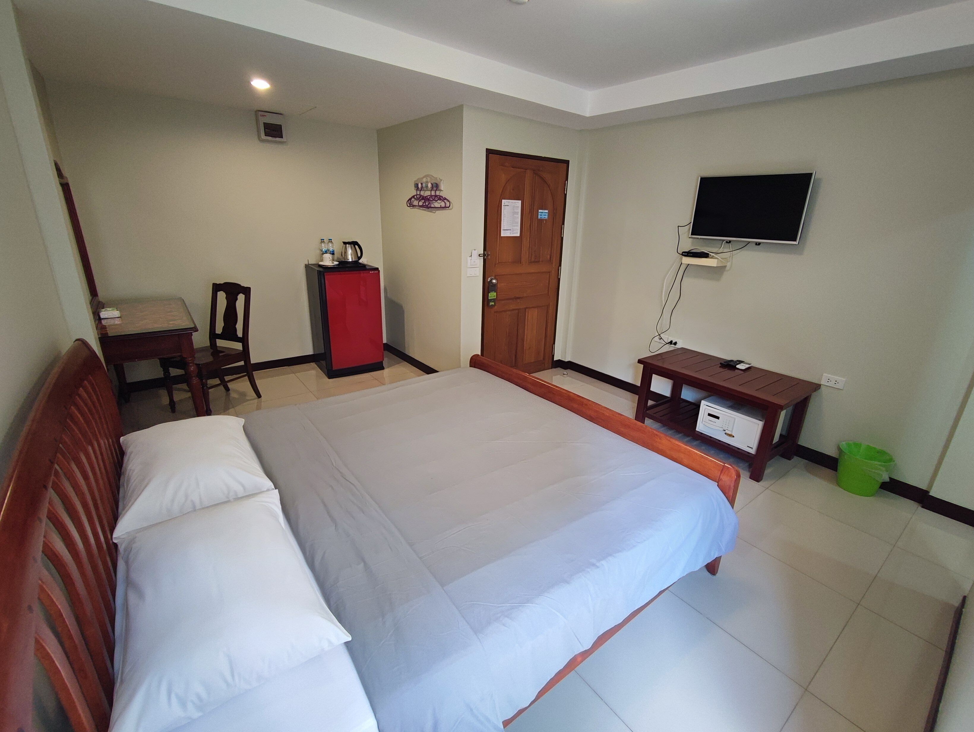 double room | in-room safe, free wifi