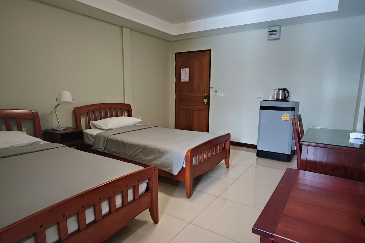 Twin Room | Peti besi dalam bilik, Wi-fi percuma