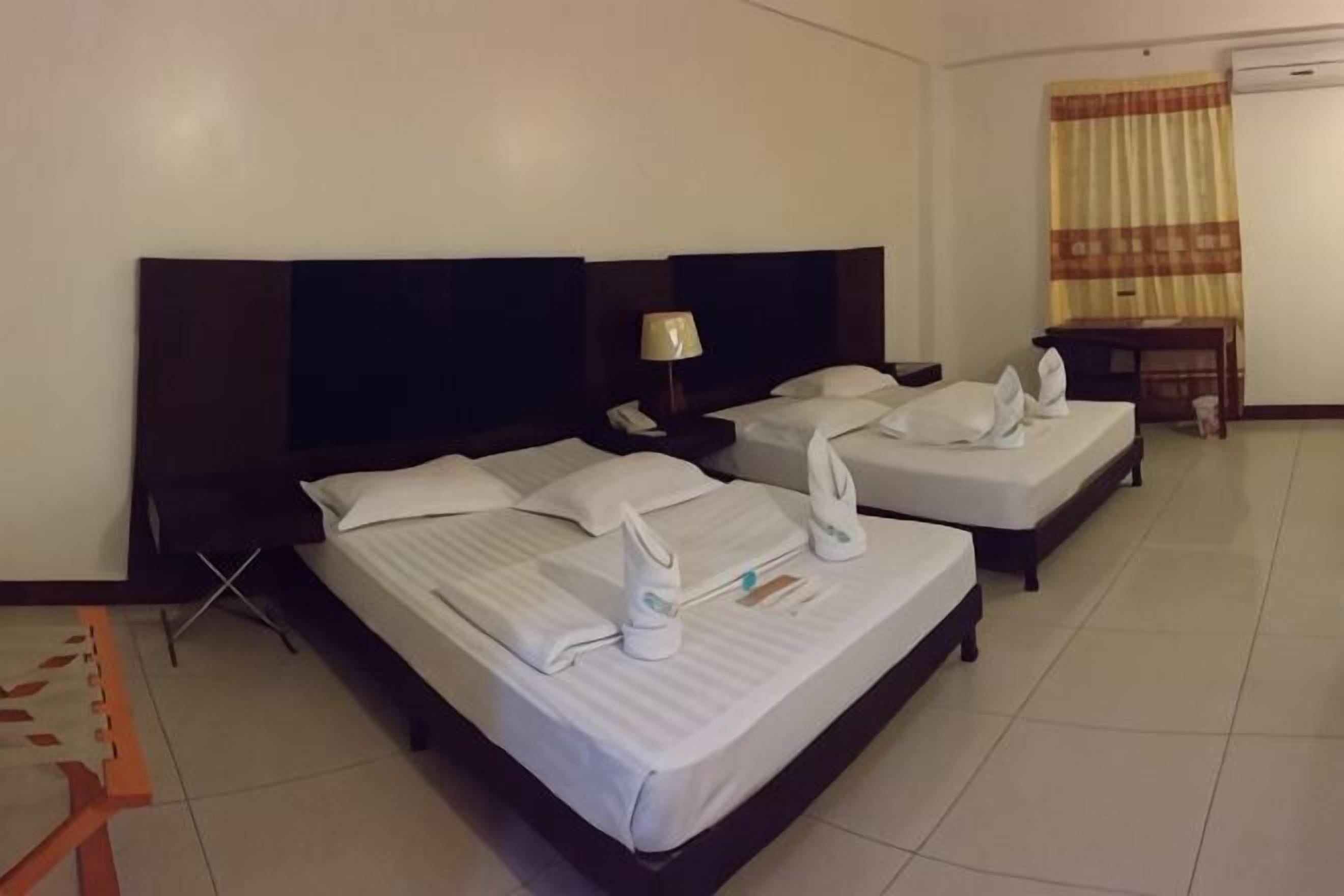 Desk, rollaway beds, free WiFi, bed sheets