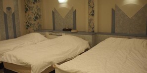 Deluxe Room | Free WiFi