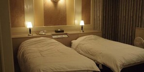 Standard Room | Free WiFi