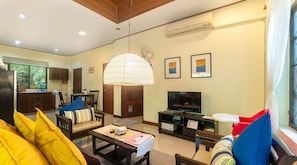 2 Bedroom Pool Villa | Living room | Flat-screen TV - Ko-Beauty Pool Villa (Choeng Thale)