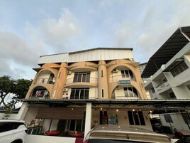 Fachada de la propiedad
