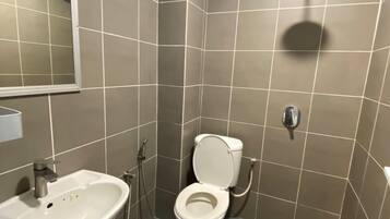 Standardzimmer, 1 Queen-Bett | Badezimmer