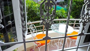 Habitación doble, balcón | Balcón