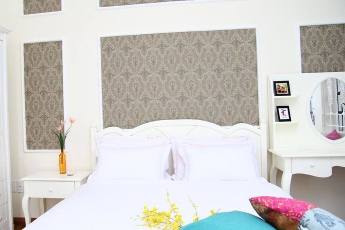 Homestay Mimosa Balcony | Minibar, desk, blackout curtains, free WiFi