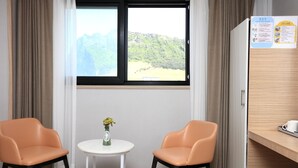 Uklassifisert bilde, 2 av 32, knapp