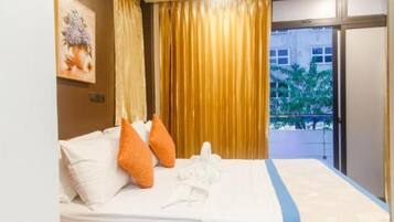 Business Double Room, 1 Queen Bed, City View | View from room
