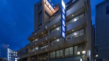 Front of property - evening/night