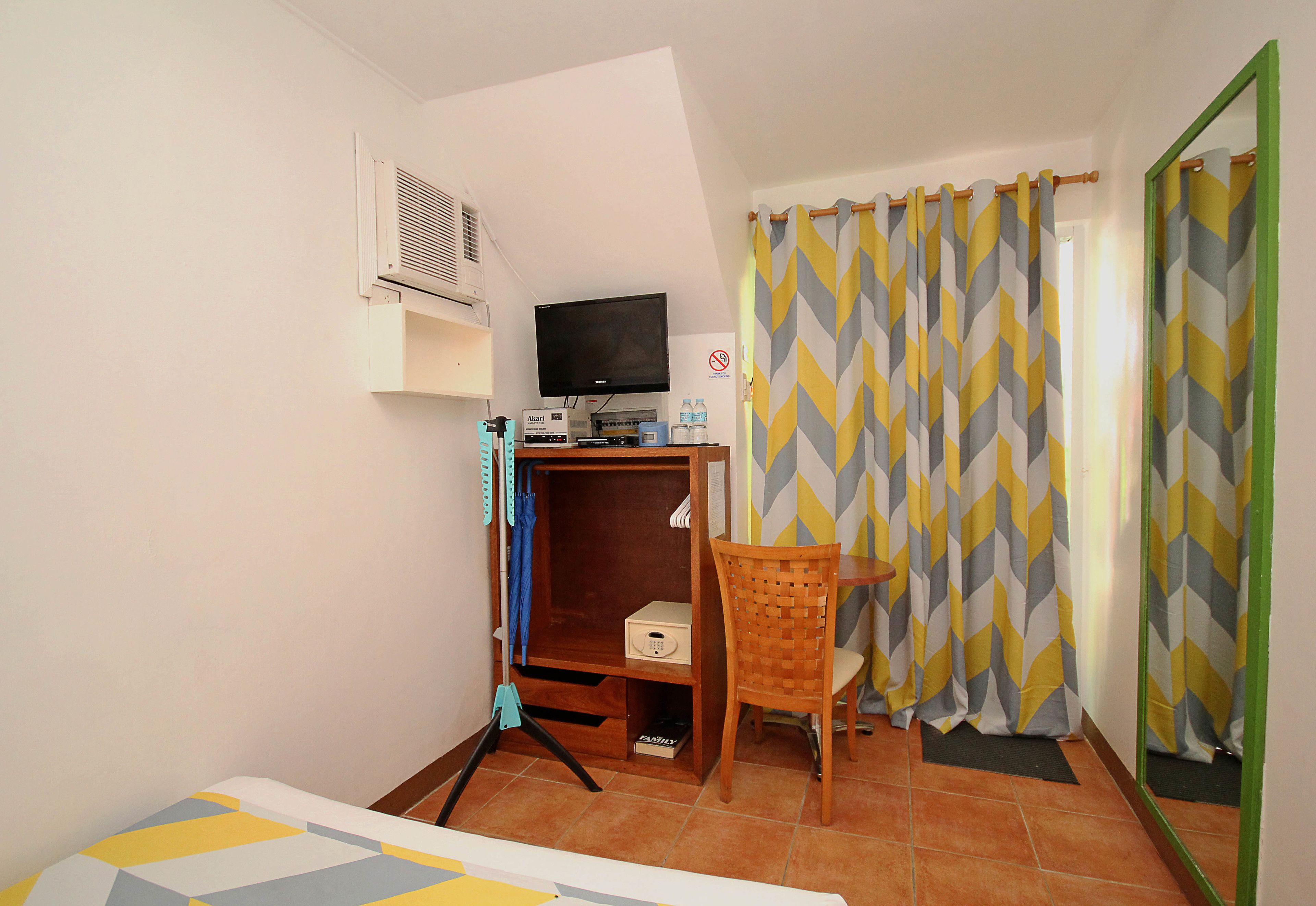 standard room | room amenity