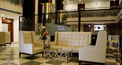 Hotel the Grand SIBA