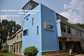 Exterior - Hotel Turista (Bengaluru)