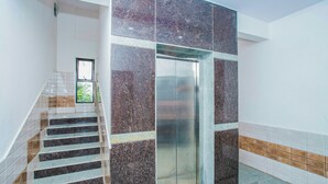 Interior - Hotel Turista (Bengaluru)