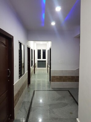 Interior - Hotel Turista (Bengaluru)