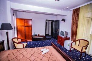 apartman (Caters to guests age 55 and up) | Íróasztal és ingyenes wifi