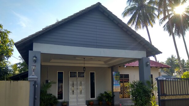 Front of property - Relaxs Homestay (Bachok)