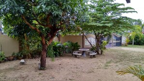 Garden - Relaxs Homestay (Bachok)
