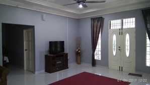 Family Bungalow, 3 Bedrooms, Accessible, Smoking | Living area - Relaxs Homestay (Bachok)