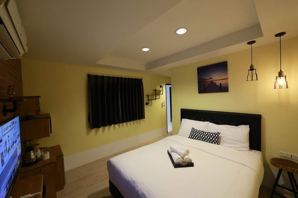 Kamar Superior | Minibar, brankas, meja kerja, dan kedap suara