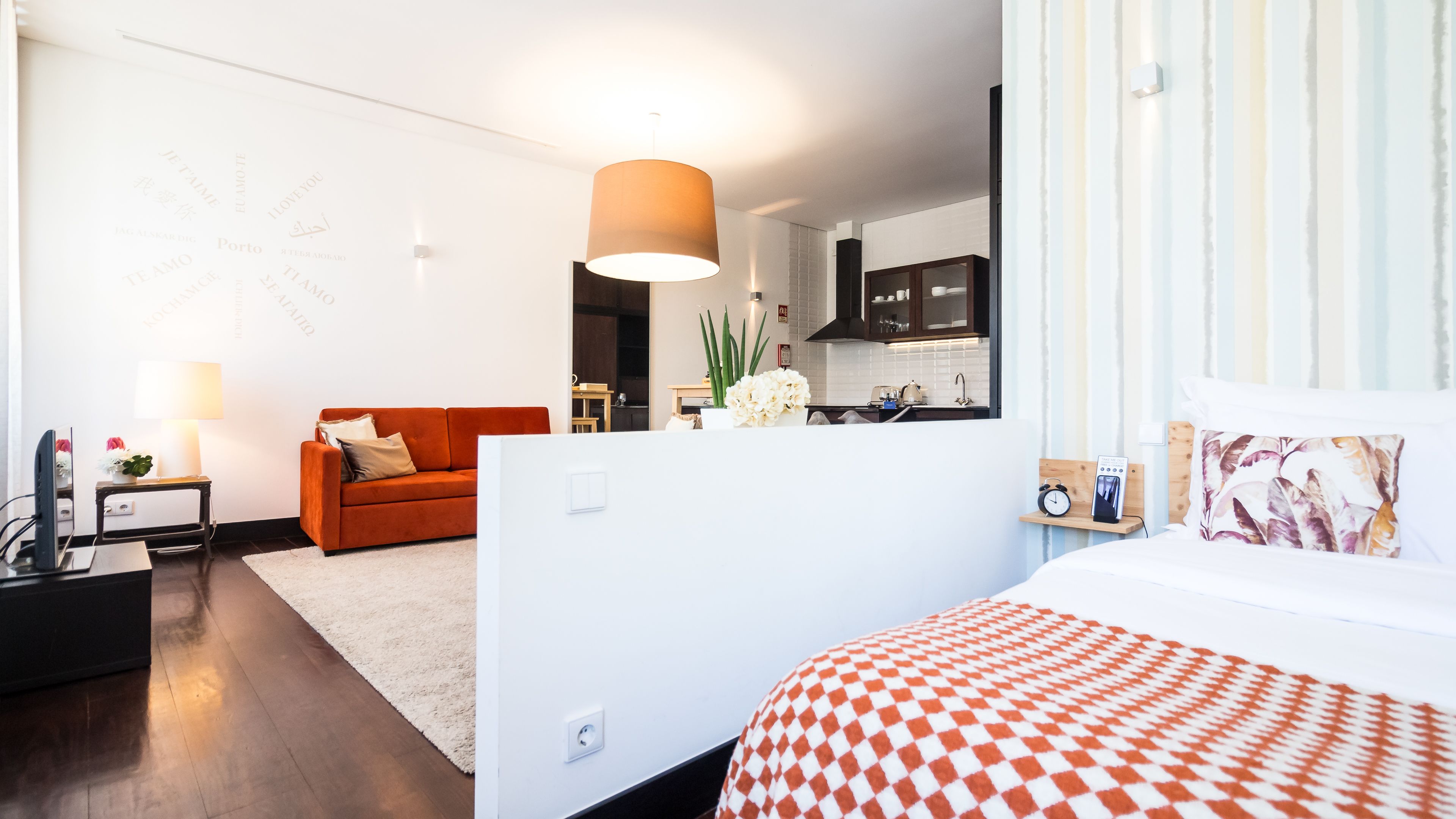 standard studio (torre 1) | living area | flat-screen tv