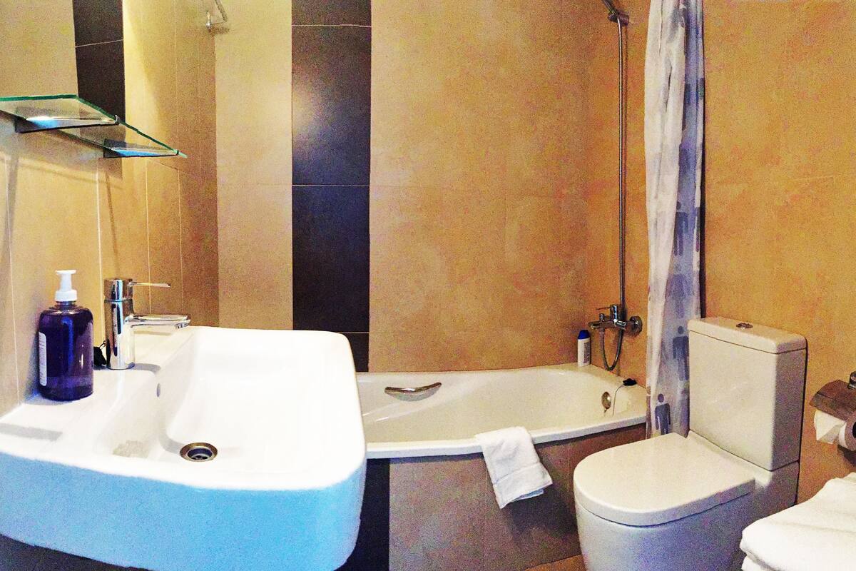 1 bedroom, iron/ironing board, free WiFi, bed sheets