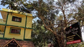 Villa rústica de Rivasa, con habitaciones individuales con aire acondicionado económicas, dormitorio y estacionamiento gratuito.