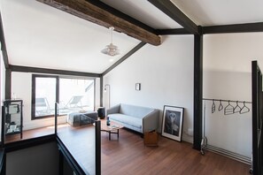 Penthouse | Living room