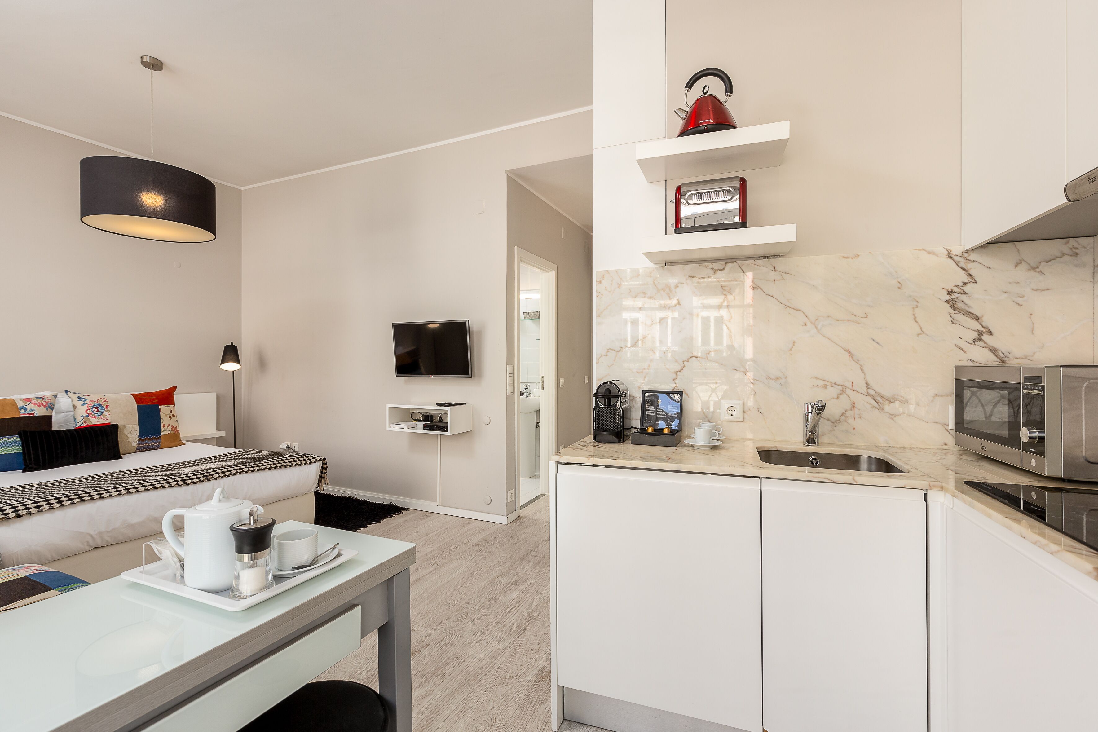 city studio (clérigos 2) | private kitchen | fridge, microwave, stovetop, espresso maker