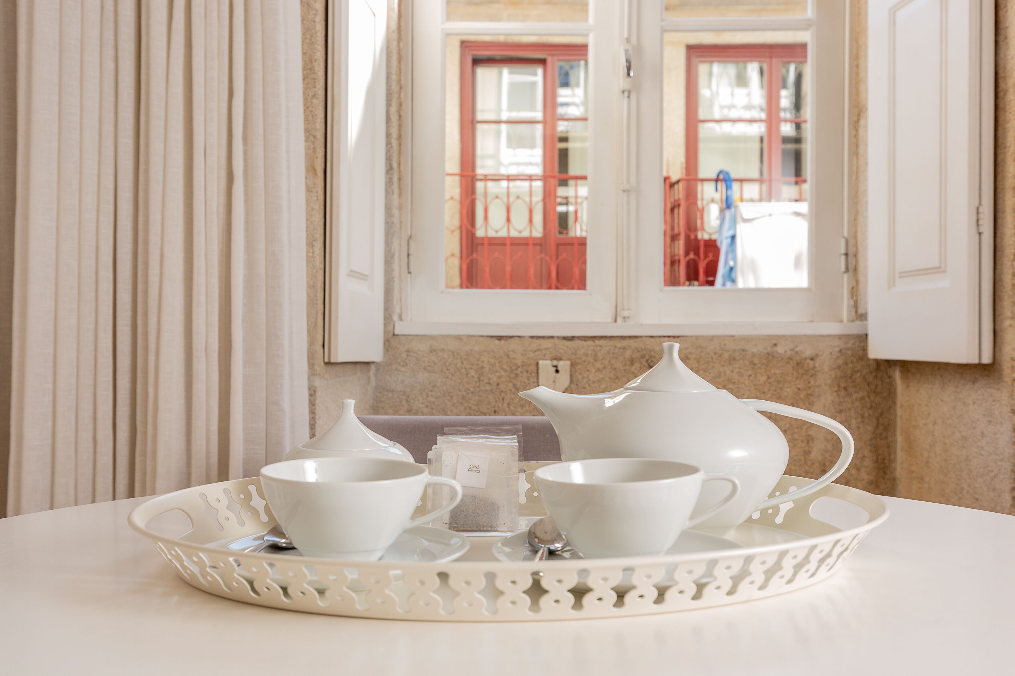 standard apartment, 1 bedroom (clérigos 1) | in-room dining