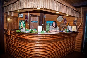 Reception - Staraya Sloboda (Yanegskoe)