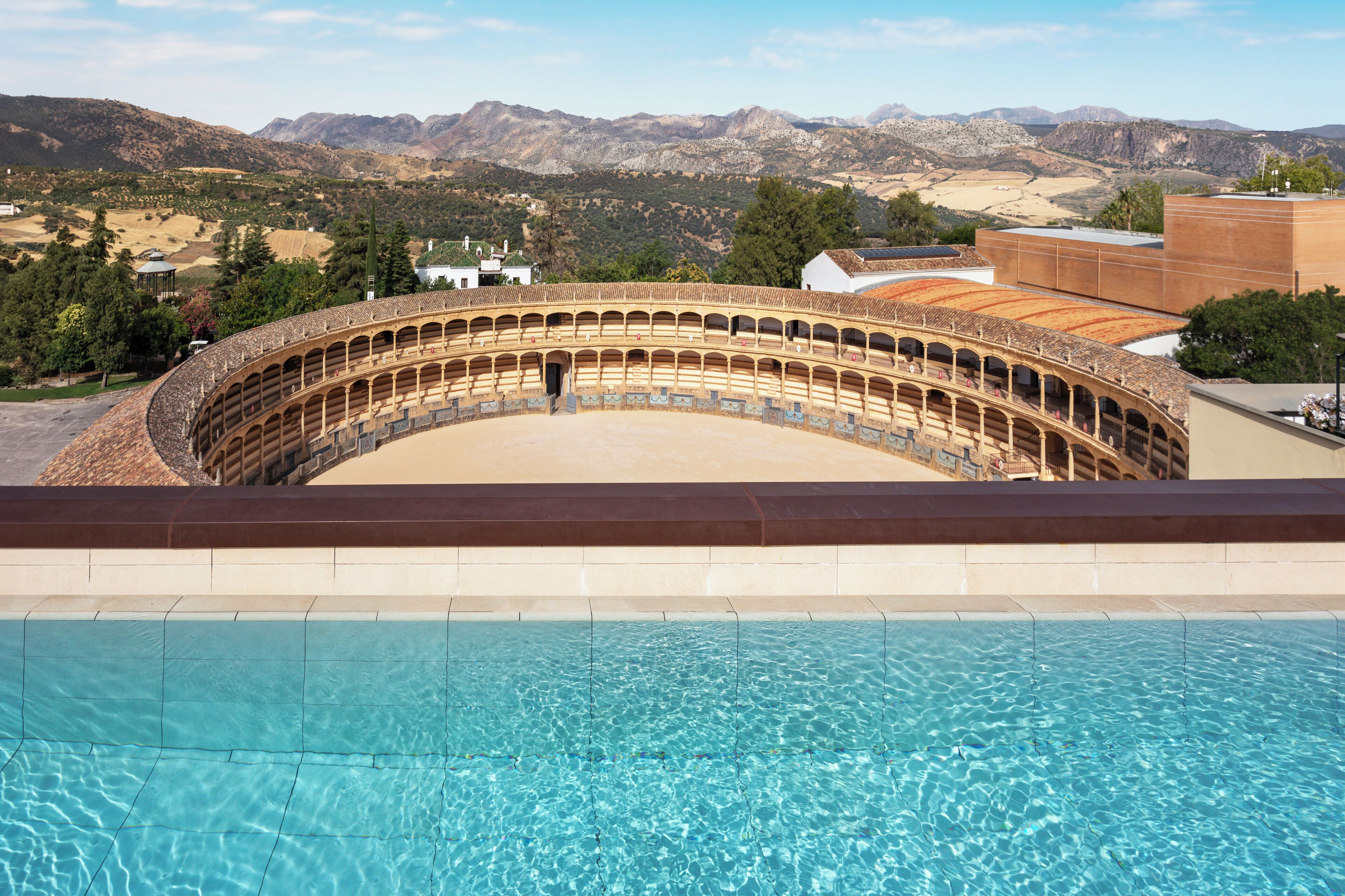 Thành phố nhìn từ nơi lưu trú