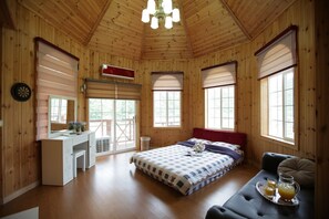 Habitación básica, 1 cama doble, vistas al jardín | Wifi gratis