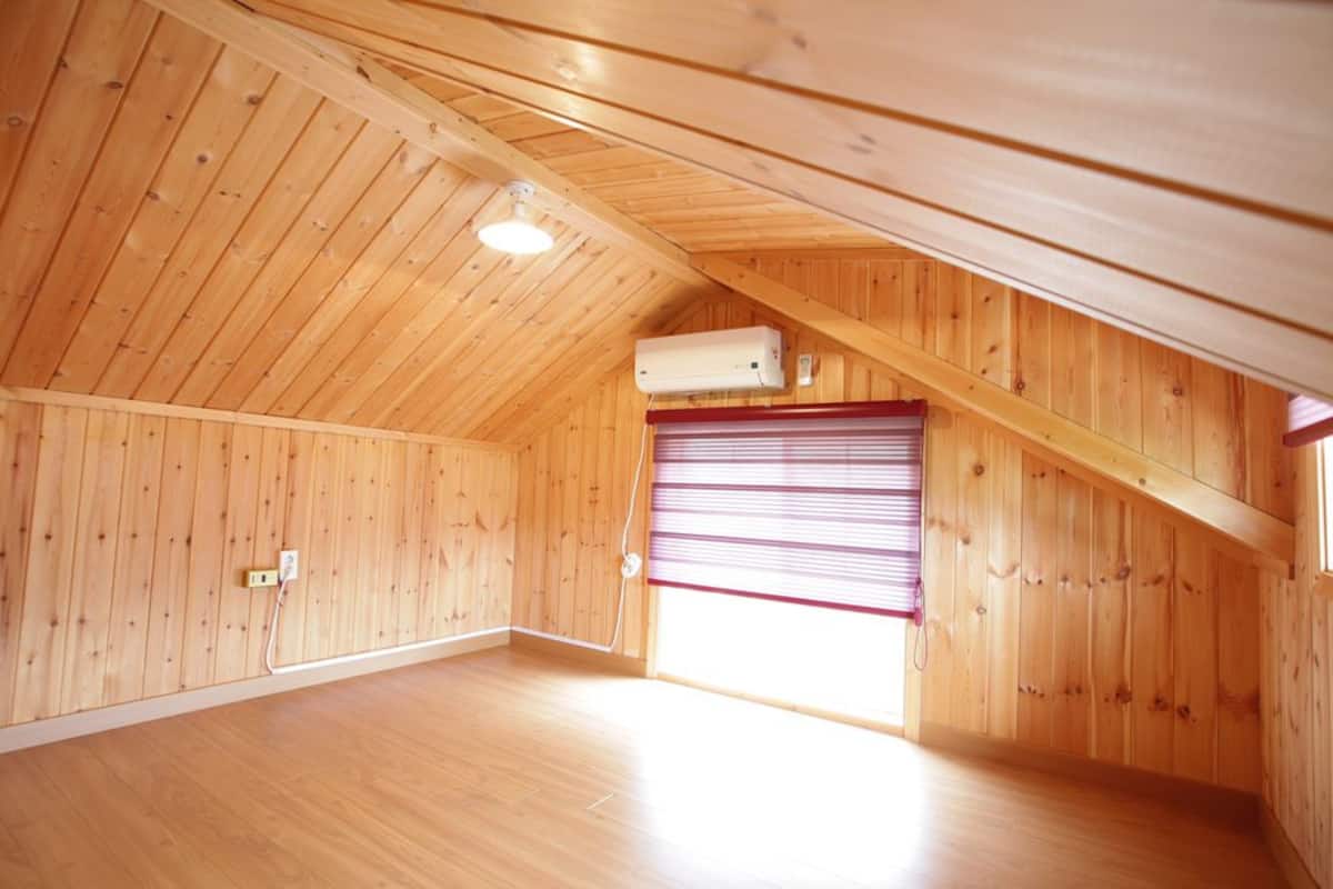 Basic Duplex, 2 Bedrooms | Living area | Flat-screen TV, pay movies