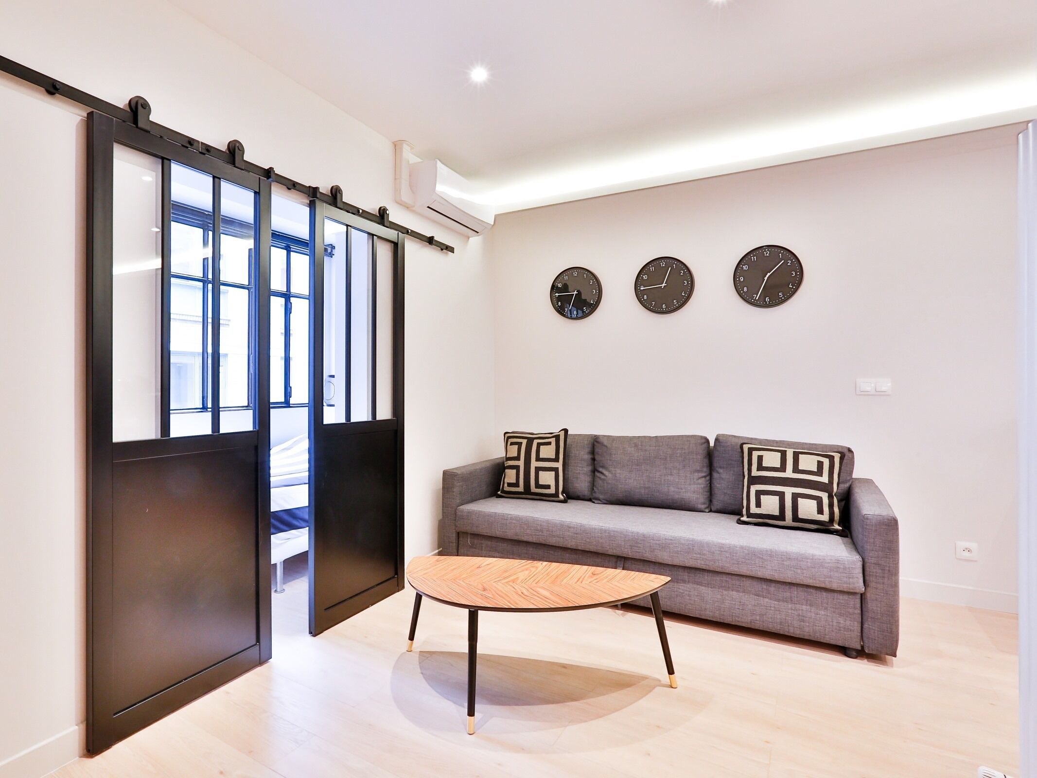 Wi-Fi gratuit, draps fournis