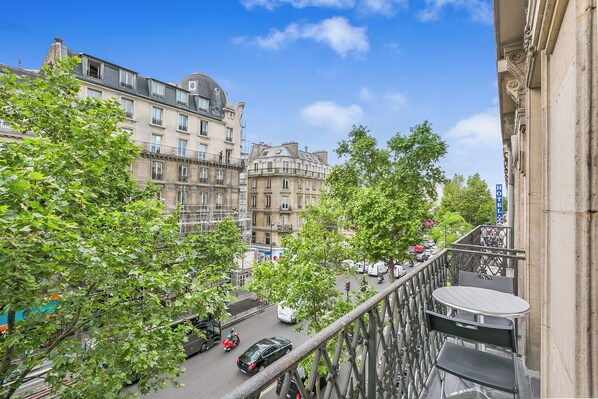 Appartement, salle de bains privée (303) | Vue depuis le balcon
