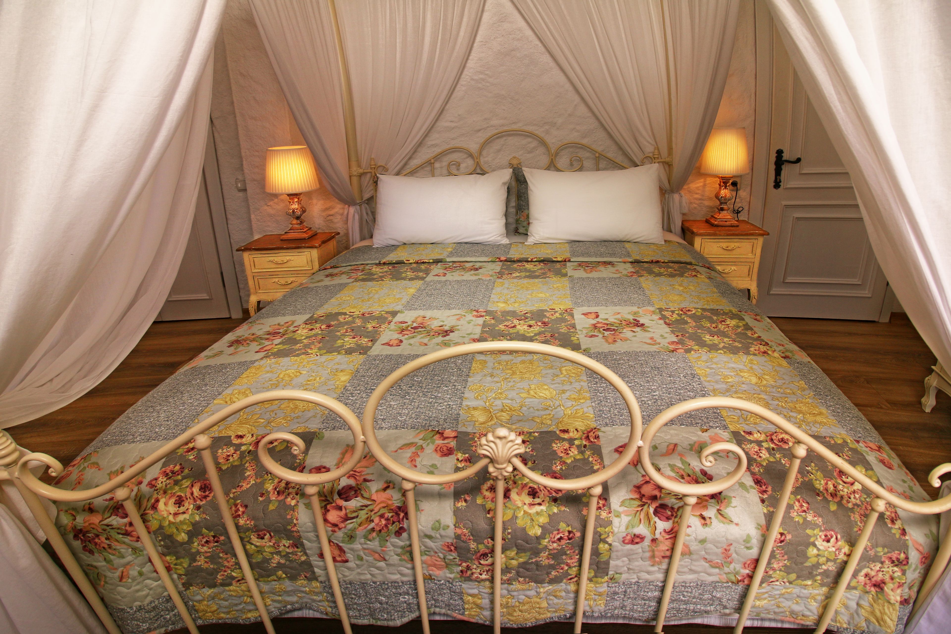 deluxe double room, balcony | premium bedding, minibar, iron/ironing board, free wifi