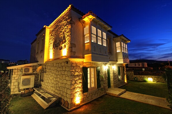 Front of property – evening/night