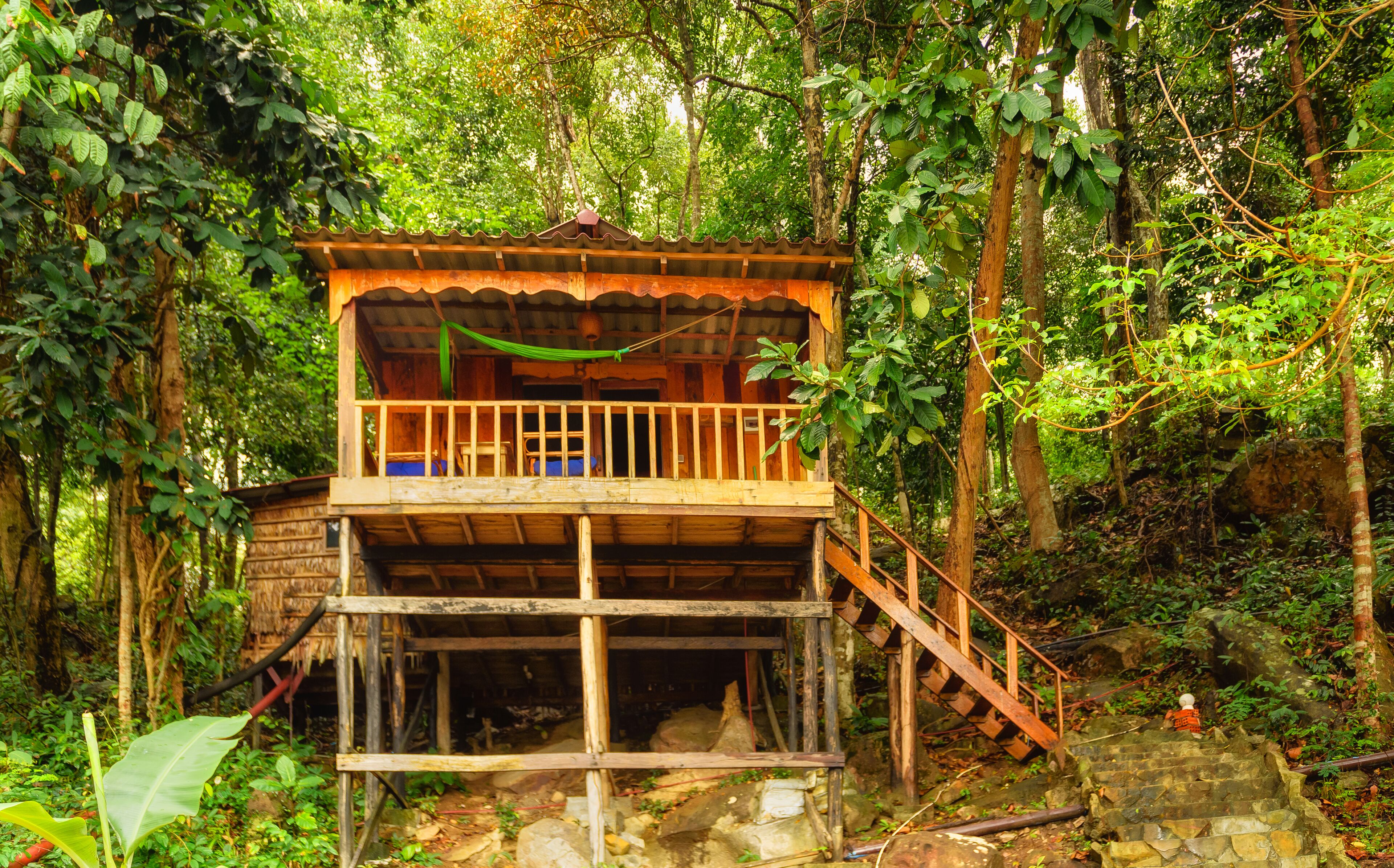 double sea view bungalow | in-room safe, desk, free wifi, bed sheets