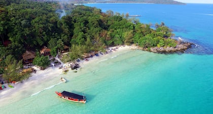 White Beach Bungalows