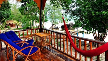 Beachfront Bungalow with Fan | Balcony