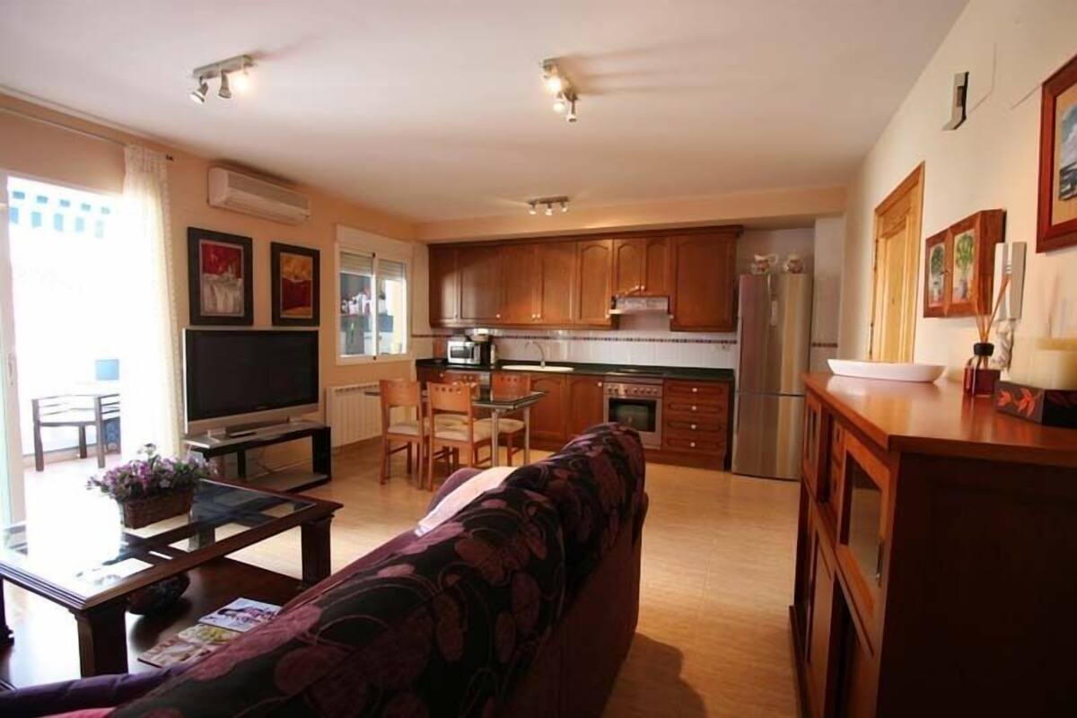 Apartment, 2 Bedrooms | Private kitchen | Full-sized fridge, microwave, oven, stovetop