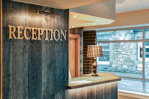 Reception - McKays Hotel Bar & Restaurant (Pitlochry)